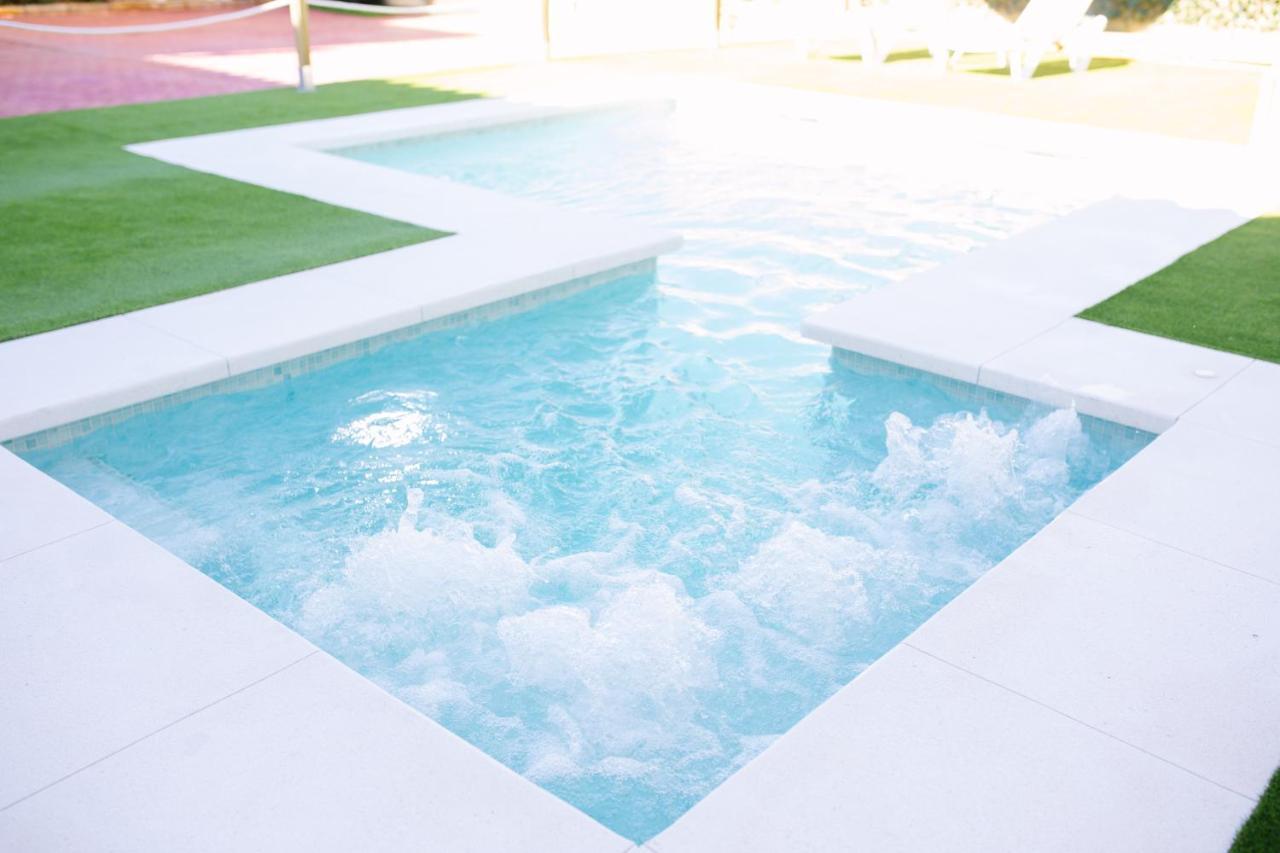 Casa Luxury "El Olivo De Cordoba" Con Jacuzzi Y Parking Privadoゲストハウス エクステリア 写真